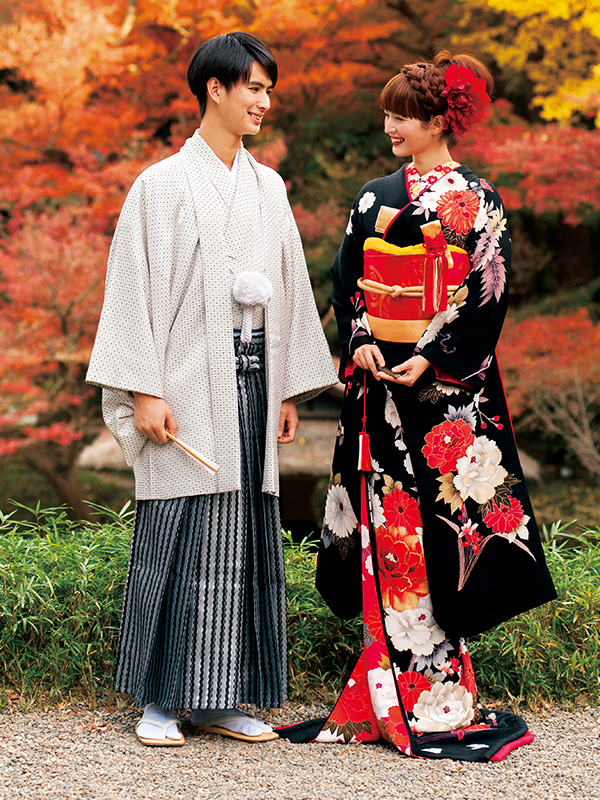 正絹 振袖 着物 藤の花 艶やか 朱赤に黒 長襦袢つき 成人