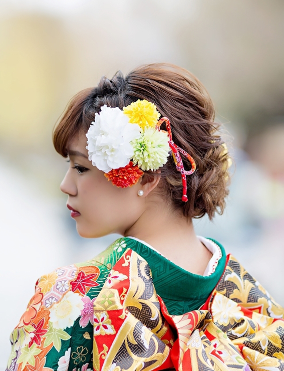 成人式の髪型ロング 年 振袖ヘアスタイル 振袖選びの教科書 みやたけbook